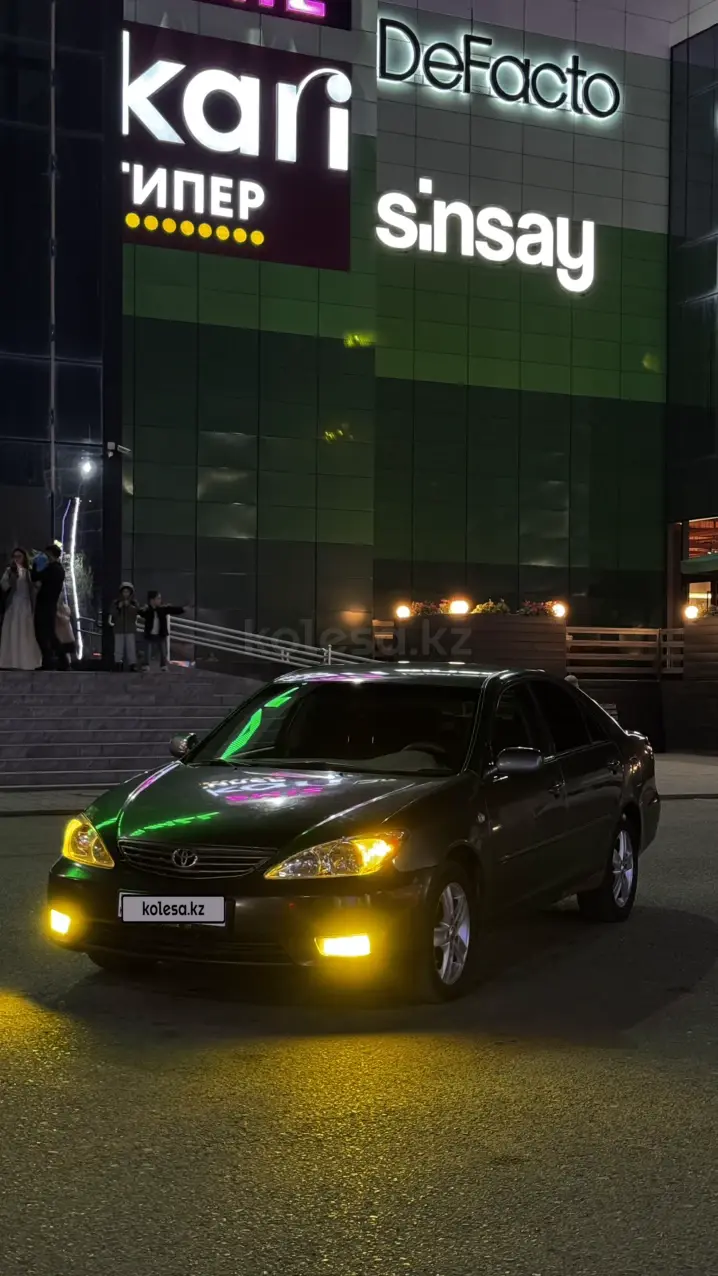 Toyota Camry, 2005