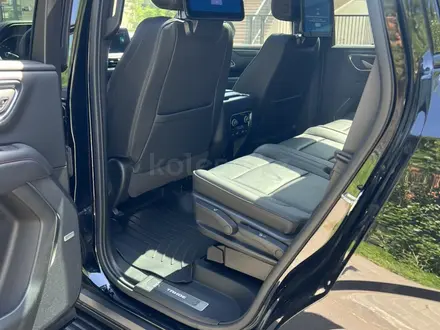 Chevrolet Tahoe 2022 года за 39 000 000 тг. в Астана – фото 8