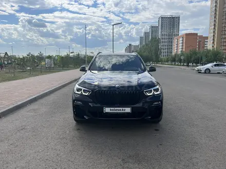 BMW X5 2021 года за 47 500 000 тг. в Астана – фото 3