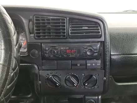 Volkswagen Passat 1994 года за 1 150 000 тг. в Астана – фото 16