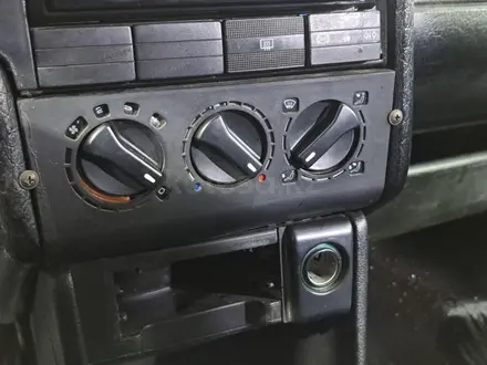 Volkswagen Passat 1994 года за 1 150 000 тг. в Астана – фото 20