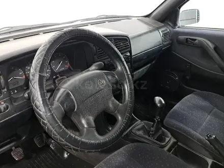 Volkswagen Passat 1994 года за 1 150 000 тг. в Астана – фото 21