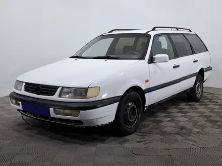 Volkswagen Passat 1994 года за 1 150 000 тг. в Астана