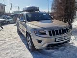 Jeep Grand Cherokee 2013 годаүшін15 700 000 тг. в Астана – фото 2