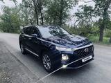 Hyundai Santa Fe 2019 года за 14 500 000 тг. в Караганда