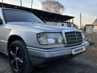 Mercedes-Benz E 280 1993 годаfor1 900 000 тг. в Талдыкорган