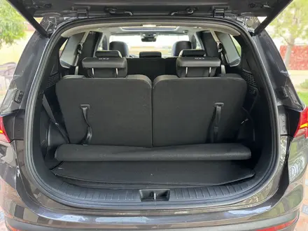 Hyundai Santa Fe 2021 года за 14 900 000 тг. в Шымкент – фото 17