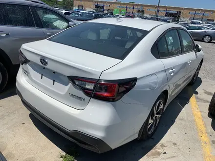 Subaru Legacy 2023 года за 13 700 000 тг. в Алматы – фото 2