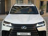 Lexus LX 700h 2025 годаүшін108 000 000 тг. в Шымкент