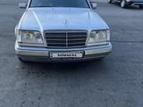 Mercedes-Benz E 280 1993 года за 3 300 000 тг. в Алматы