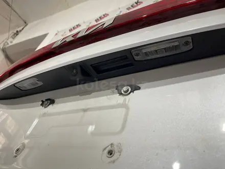 Крышка багажника KIA Seltos 2019-2025 ORIGINAL (белый) за 10 000 тг. в Алматы – фото 17