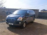 Hyundai Starex 2004 годаүшін4 500 000 тг. в Туркестан – фото 2