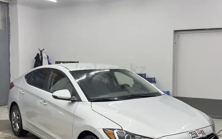 Hyundai Elantra 2017 года за 6 100 000 тг. в Актау