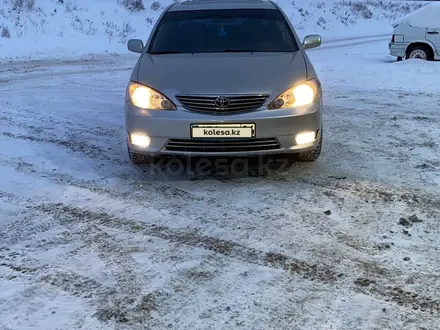 Toyota Camry 2002 года за 4 400 000 тг. в Актобе – фото 9