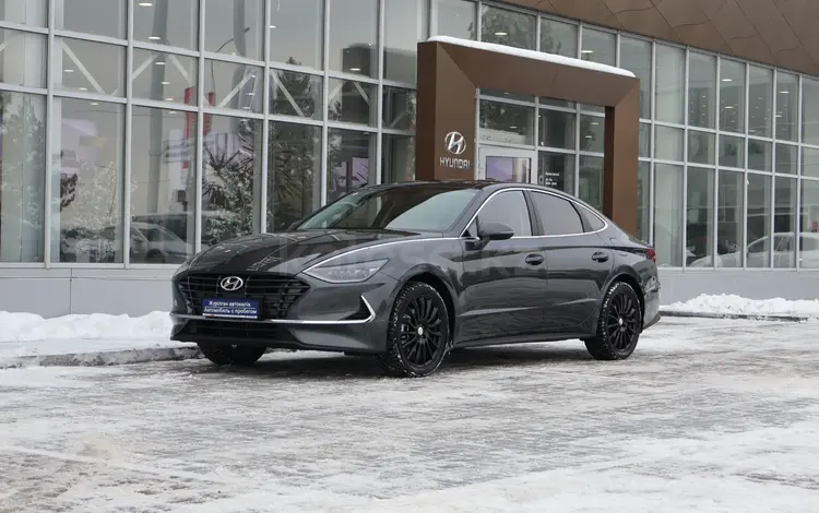 Hyundai Sonata 2022 года за 11 990 000 тг. в Астана