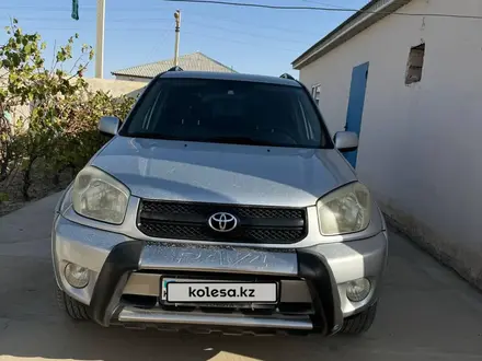 Toyota RAV4 2004 года за 5 300 000 тг. в Актау – фото 2