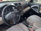 Toyota RAV4 2008 года за 7 100 000 тг. в Атырау – фото 4