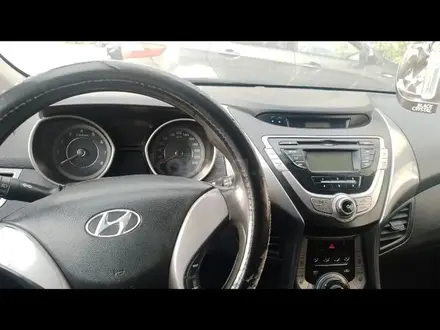 Hyundai Elantra 2013 года за 6 050 000 тг. в Семей – фото 4