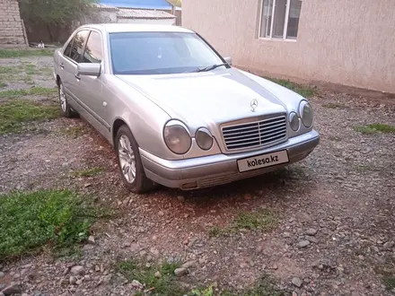 Mercedes-Benz E 280 1998 года за 3 500 000 тг. в Маканчи – фото 3