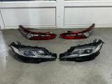 Фары и задние фонари Toyota Camry XV75 за 50 000 тг. в Алматы – фото 2