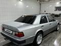 Mercedes-Benz E 500 1990 годаfor5 500 000 тг. в Астана – фото 4