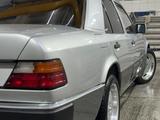 Mercedes-Benz E 500 1990 годаfor5 500 000 тг. в Астана – фото 5