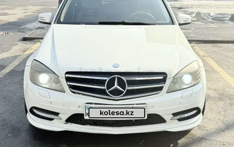 Mercedes-Benz C 200 2010 годаfor4 800 000 тг. в Алматы