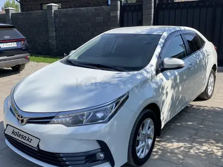 Toyota Corolla 2018 года за 8 500 000 тг. в Актобе – фото 3