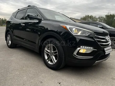 Hyundai Santa Fe 2017 года за 11 000 000 тг. в Алматы – фото 6