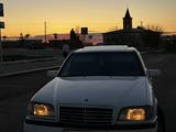 Mercedes-Benz C 200 1995 года за 1 300 000 тг. в Караганда