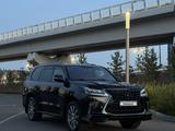 Lexus LX 570 2016 года за 36 800 000 тг. в Астана – фото 2