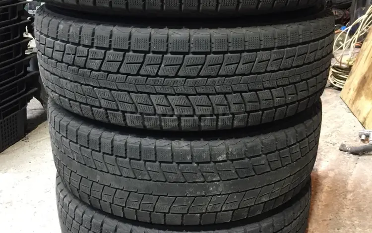 Резина зимняя 225/65 R18 Dunlop, свежедоставлен из Японии за 148 000 тг. в Алматы