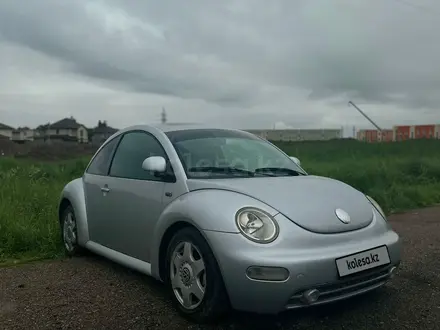 Volkswagen Beetle 2000 года за 2 900 000 тг. в Алматы