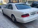 Mercedes-Benz E 280 2001 годаүшін7 200 000 тг. в Караганда – фото 4