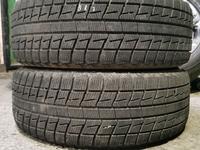 Резина 2-шт 215/65 r16 Bridgestone из Японии за 42 000 тг. в Алматы