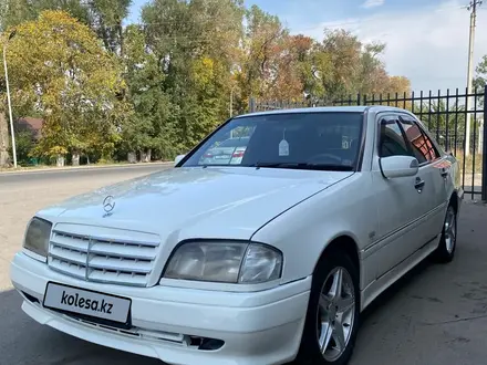 Mercedes-Benz C 280 1995 года за 2 400 000 тг. в Алматы