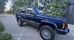 Jeep Cherokee 2000 года за 4 950 000 тг. в Алматы – фото 3