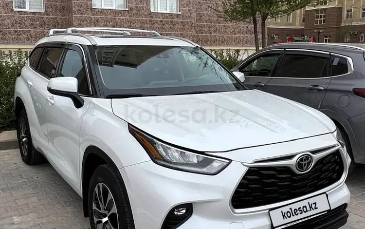 Toyota Highlander 2022 года за 26 000 000 тг. в Астана