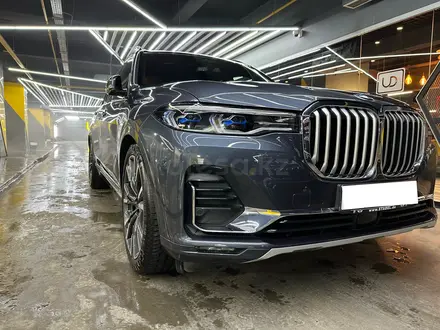 BMW X7 2021 года за 70 000 000 тг. в Алматы – фото 38