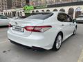 Toyota Camry 2021 годаүшін15 500 000 тг. в Актау – фото 30