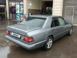 Mercedes-Benz E 230 1994 года за 1 700 000 тг. в Мерке – фото 2