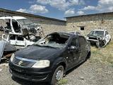 Renault Logan 2013 года за 888 888 тг. в Атырау – фото 3