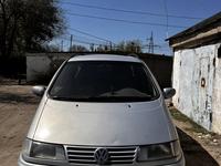 Volkswagen Sharan 1997 года за 2 000 000 тг. в Актобе