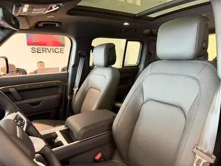 Land Rover Defender X-Dynamic SE 2026 года за 74 244 000 тг. в Усть-Каменогорск – фото 24