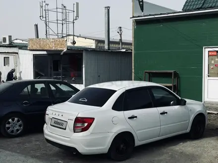 ВАЗ (Lada) Granta 2190 2020 года за 3 200 000 тг. в Атырау – фото 5