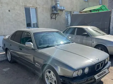 BMW 525 1989 года за 1 300 000 тг. в Астана – фото 4