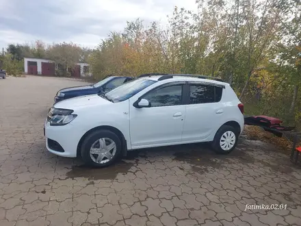 Renault Sandero 2018 года за 3 200 000 тг. в Актобе – фото 8