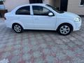 Chevrolet Aveo 2013 года за 2 800 000 тг. в Атырау
