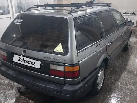 Volkswagen Passat 1993 года за 1 500 000 тг. в Караганда – фото 3