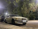 BMW 740 1995 года за 2 400 000 тг. в Алматы – фото 2